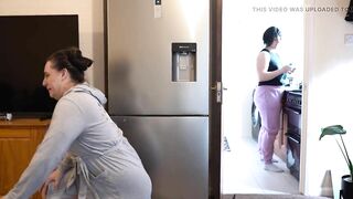 Caught! Stepmom Catches Stepsiblings Fucking with Face Full of Cum!