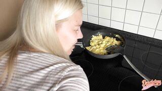 Völlig unromantisch in den Arsch geknallt