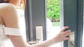 homemade massage video, thick cock delivery man lives out his dream (Vanna Bardot)