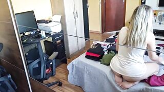 mahzinha the hot blonde