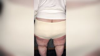 Grandma Bbw with a big ass and wanting you to fuck her very hard