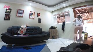 I couldn't resist and had sex with the delivery guy with a very big dick - with English subtitles