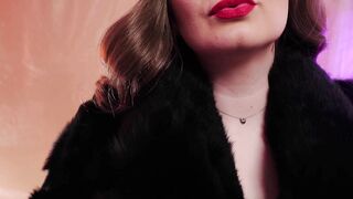 ASMR fur coat fetish, vaping smoking with leather gloves (Arya Grander)