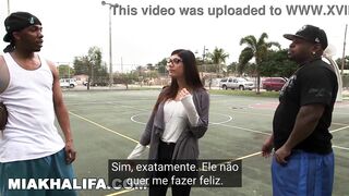 MIA KHALIFA - Meu namorado não me deixa fazer sexo a três, então fiz sexo com dois homens negros