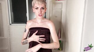 voyeur peekin on mum in the shower gets sucked and fucked