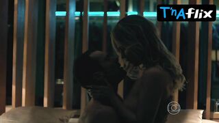 Guilhermina Guinle Breasts Scene in Verdades Secretas