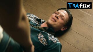 Leila George Sexy Scene in Animal Kingdom