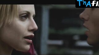 Brittany Murphy Underwear Scene in 8 Mile