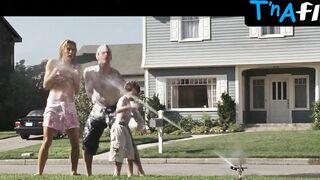 Tea Leoni Bikini Scene In Fun With Cock And Jane