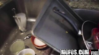 Roomate - MOFOS