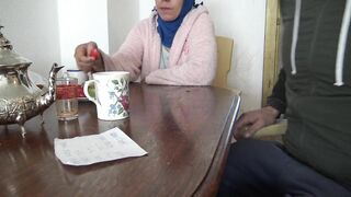 CHOUHA!!! FADIHA!!! I show my dick to my friends moroccan granny!!!