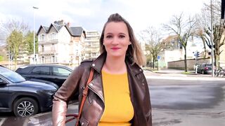 Kelly, 30, Confirms Her Attraction To Hard Sex!