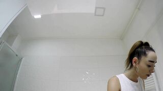 Petite Redhead Tight Pussy Hot & Sexy Amateur Girlfriend in the Bathroom does Make up with a Skirt