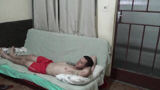 HOT WIFE CAME HOME FROM THE GYM HORNY AND FUCKED HER HUSBAND UNTIL SHE GOT CUM ON HER FACE