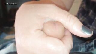 A handjob and a warm golden shower