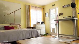 Stepmom Proves She's Not a Lesbian Stepsister