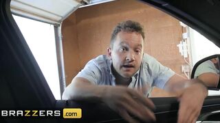 Brazzers - Maddy May Has A Bit Of Car Trouble Which Only Alexis Fawx & Van Wylde Can Fix