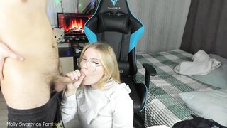 Помог с уроками и получил отсос в благодарность - Molly Sweety