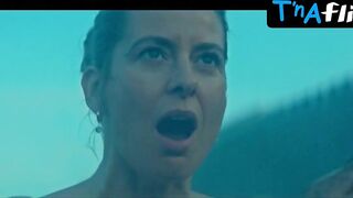 Saga Gartharsdottir Sexy Scene in Stella Blomkvist