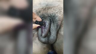 Indian hot bhabhi ji paint to her father in law dick in romantic mood