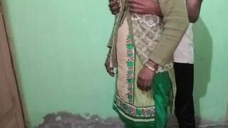 Mahila police Ne penty chor ko pakadkar jabardast chudai ki