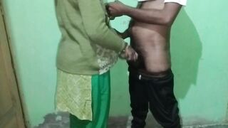 Mahila police Ne penty chor ko pakadkar jabardast chudai ki
