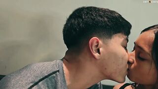 LIL TIMY CUM INSIDE MY PUSSY WHEN HE FUCKS ME WHILE MY BOYFRIEND GOES TO GET FOOD