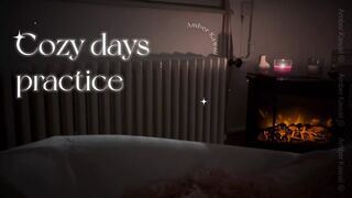 Amber Set up a Cozy Place to Masturbate at Night
