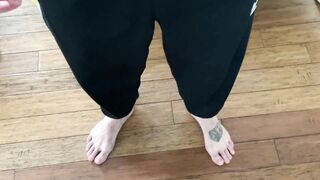 Blowjob til bedste ven. Jeg tog mødommen af ​​denne beskedne. Californiababe.
