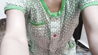 Indian college girl ko hotel me jabar dasti pela