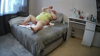 Stepmom masturbates her pussy with toys to orgasm