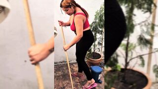 My step-cousin is the one who cleans the house and I end up fucking her. United States - american