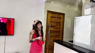 White Slut Giving It to the Black Guy in the Hair