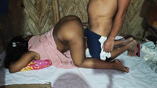 Desi hot village school girl fucking saliente with paint warkar