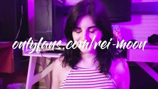 Sloppy Blowjob while parents home I can't make noise