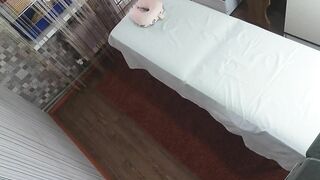 sexy wife fucked by real masseur